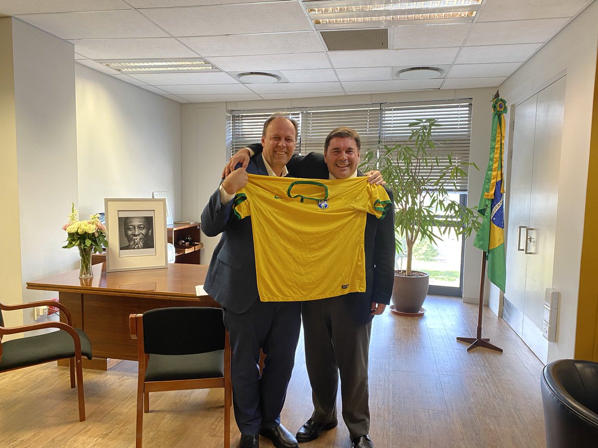 It was an honor to sign the book of condolences in connection wth the passing of Pele. He was the greatest footballer ever. Pleased to meet good friend and colleague Felix at the Embassy of Brazil in Pretoria. We agree that 🇧🇷 will do better in the next World Cup 👍<a href="/Itamaraty_EN/">Itamaraty Brazil 🇧🇷</a>