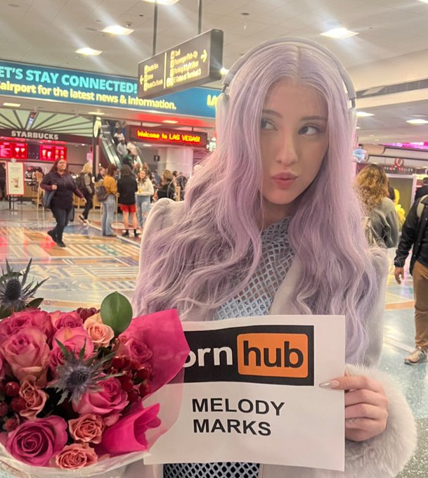 I looove wigs! It&rsquo;s cool my fans &amp; friends were doing double takes all week not realizing it&rsquo;s me at