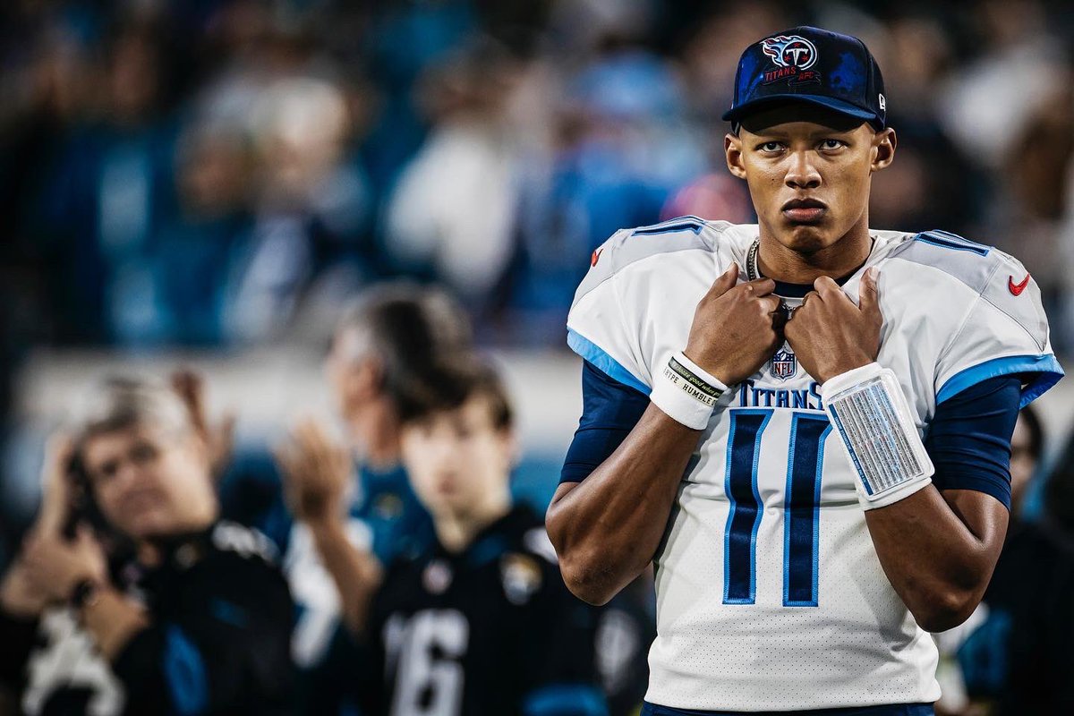 Josh Dobbs tweet media