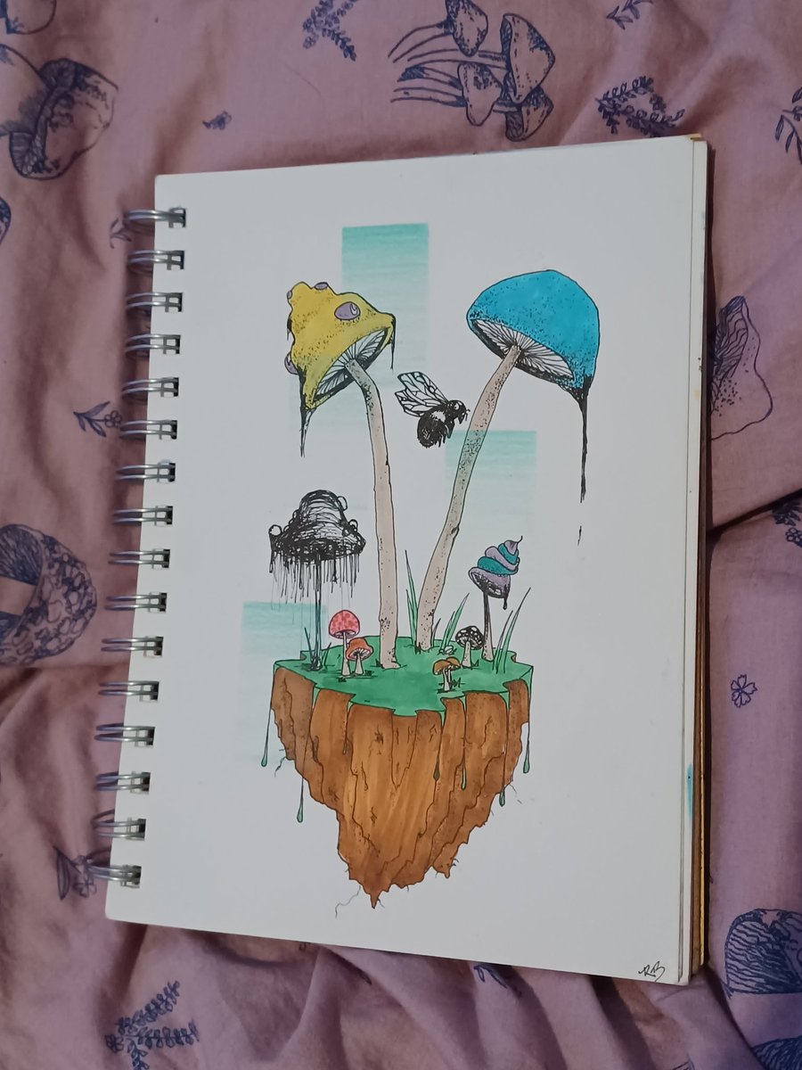 RobertBroganArt's tweet photo. Here's the original Artwork 💯 #traditionalart #sketch #mixedmedia #fuzzybee #animation #NFTs #NFTCommunity #NFTartists https://t.co/fkB3y5XVAb