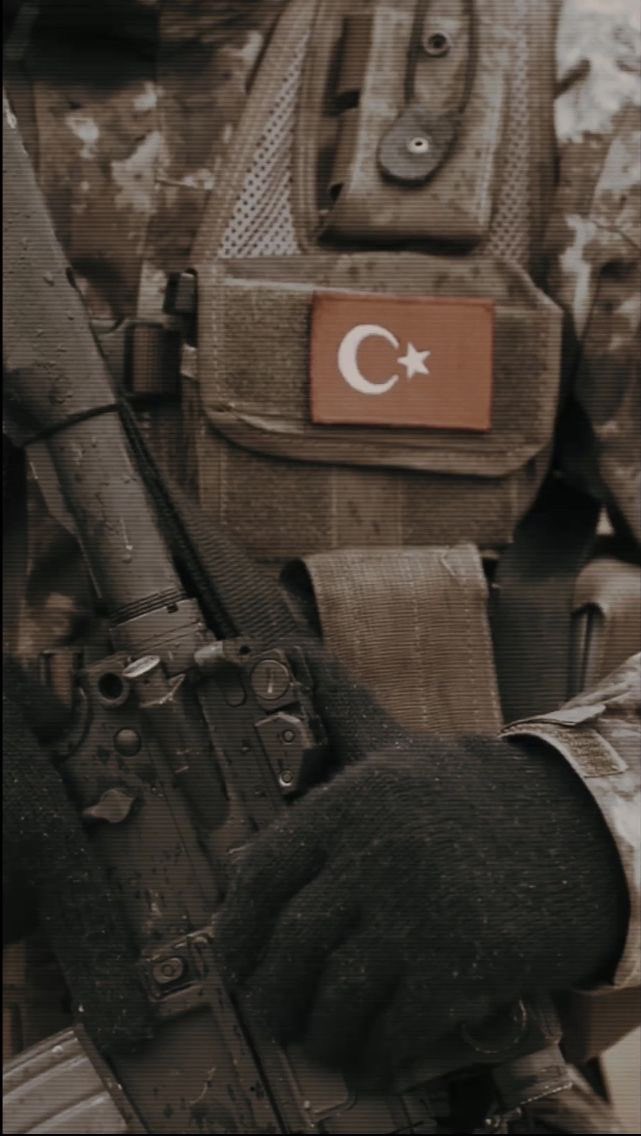 MstfaOkann's tweet photo. #CephedeEnÖndeKadrodaYok https://t.co/8tbIxd3tYn