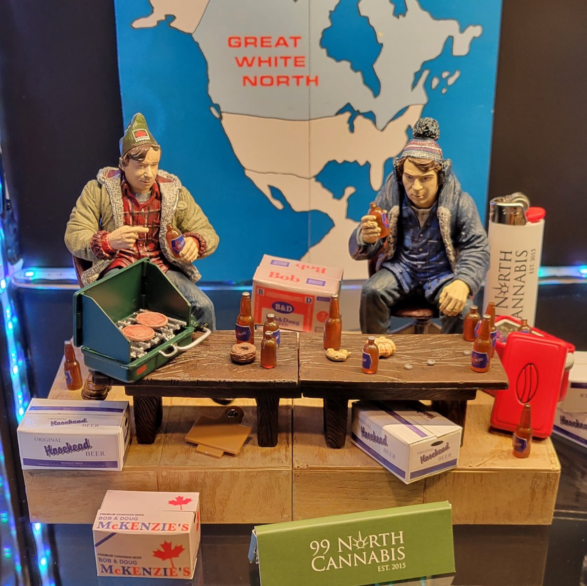 Take off eh! Today we welcome Bob and Doug to the Great White 99 North team ❤️🔥🤘🏼

*full story - Bought these figures in the 90s, and today we opened the boxes to unleash the joy that only mini stubby bottles, half eaten donuts, and 2 Canadian comic icons can provide
#havea99day