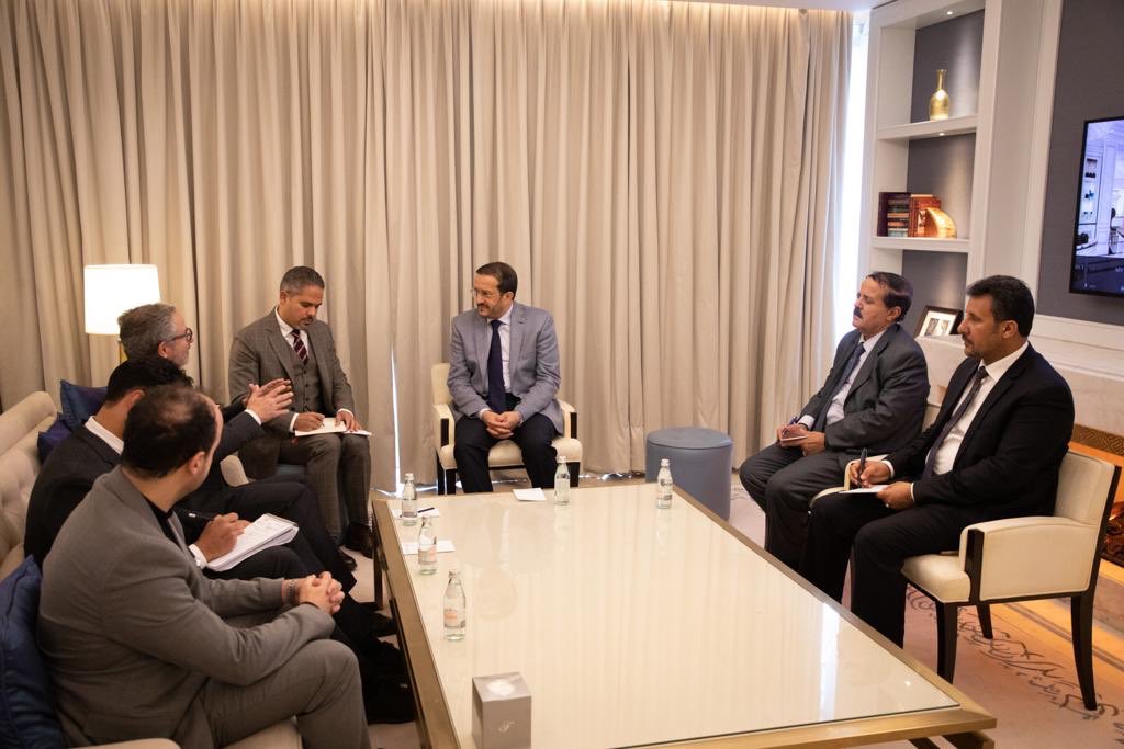 FakhriArashi's tweet photo. عضو مجلس القيادة الرئاسي عثمان مجلي "حلفاؤنا يحترمون اتفاقياتهم مع الدول ويستجيبون لكل متطلبات الوضع الإنساني في اليمن، والهدنة منذ إعلانها مطبقة علينا وعلى حلفائنا فقط، بينما يواصل النظام الايراني تهريب الأسلحة للحوثي الذي يشن هجماته الإرهابية بجميع أنواع الأسلحة على شعبنا". https://t.co/hVEYgaXF1n
