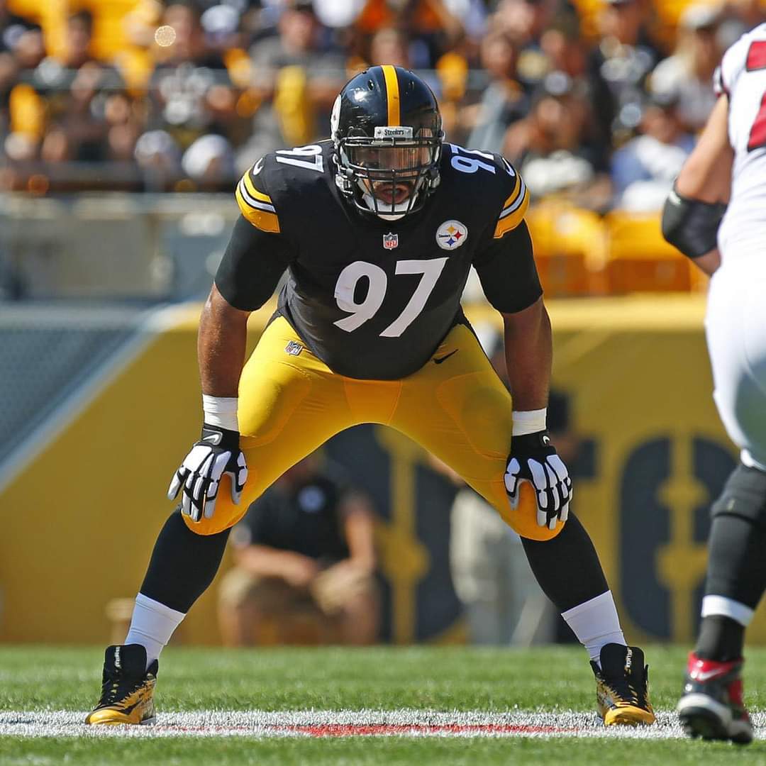 If there's one guy I want to see retire as a Pittsburgh Steeler, it's Cam Heyward. He's 2nd all-time in franchise history with 78.5 sacks. He's the heart and soul of this Steelers team and he's an even better human being off the field.