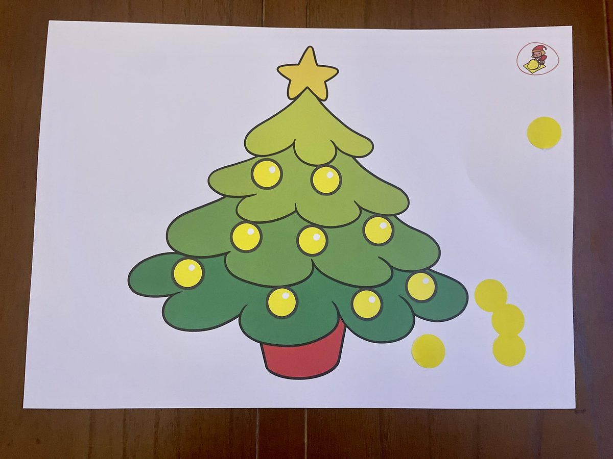 JuanASotoG's tweet photo. Hemos revisado otra vez los trabajos “navideños” de mi hija de año y medio y la conclusión es evidente: es una rebelde con pañal. 

Exempli gratia 👇🏻

#Cuestadeenero https://t.co/GeZnSmzqHT