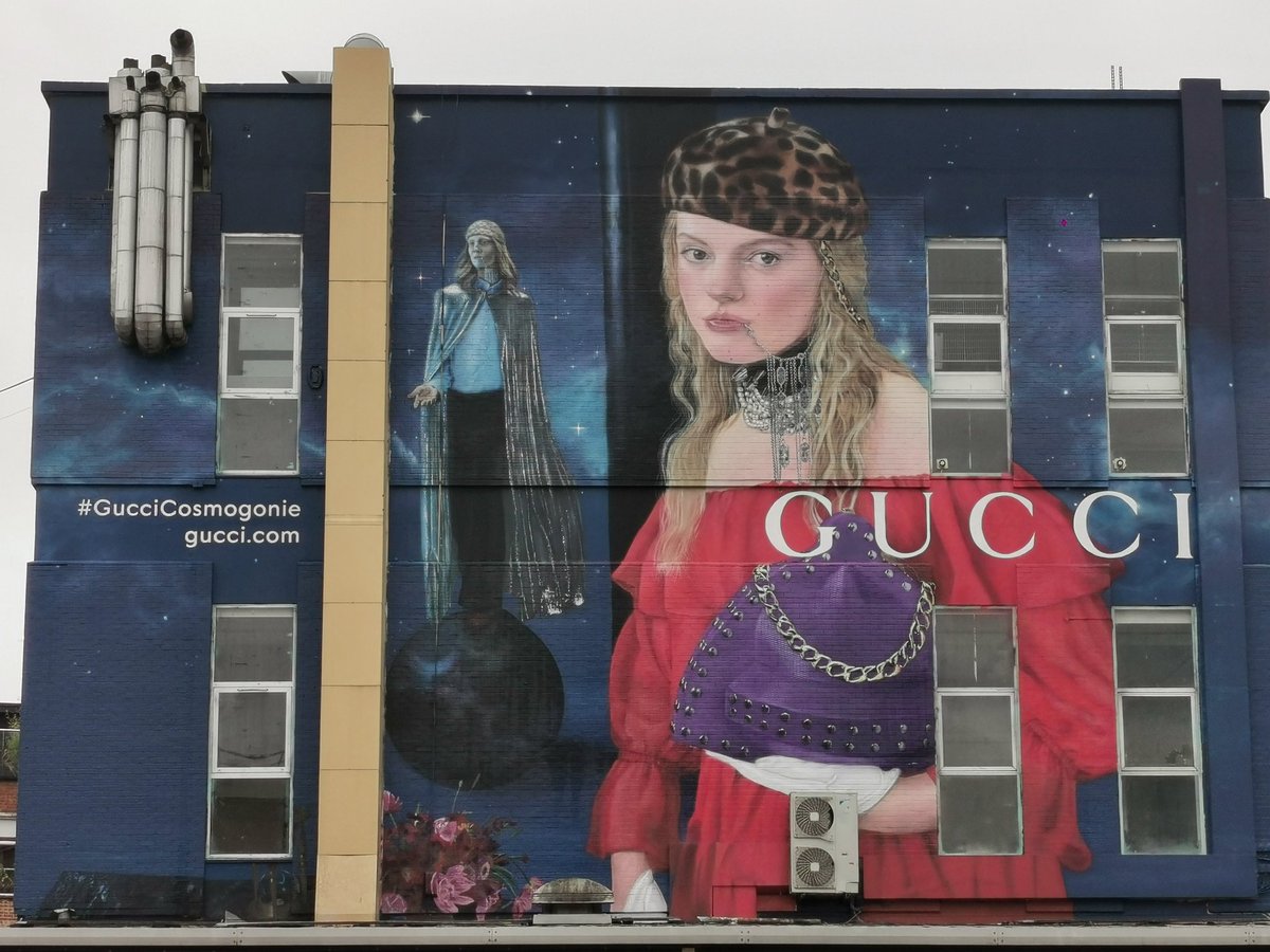 ProgmDirector's tweet image. A spectacular @gucci mural located in Ely's Yard @trumanbrewery #London #ChapmanJS #art @visitlondon @visitthecity #GucciCosmogonie @spitalfieldsE1