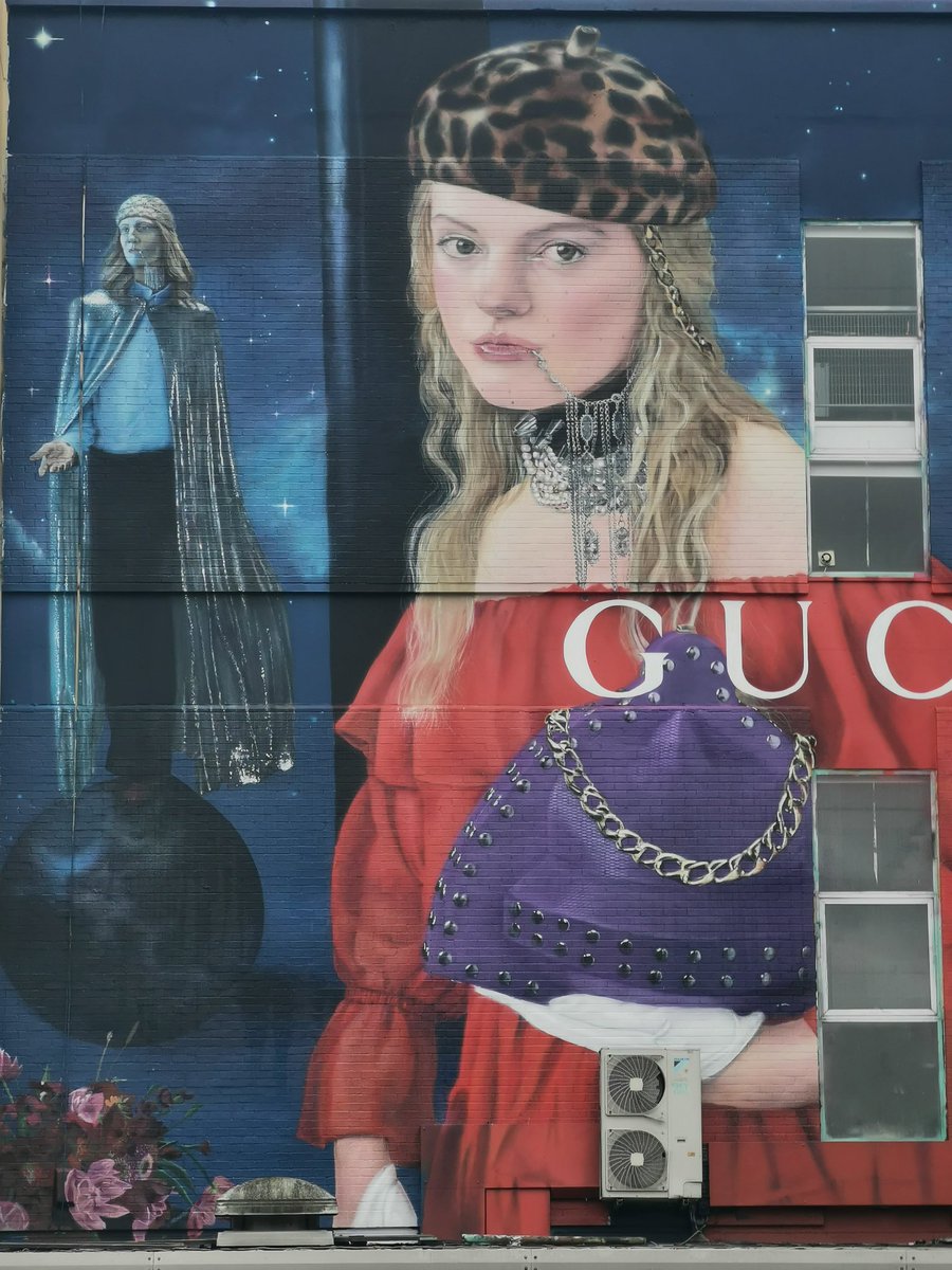ProgmDirector's tweet image. A spectacular @gucci mural located in Ely's Yard @trumanbrewery #London #ChapmanJS #art @visitlondon @visitthecity #GucciCosmogonie @spitalfieldsE1