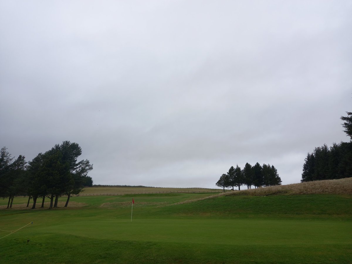 stufergusonmg's tweet image. All types of Rain The Moor!#Teeming #GolfersSoakedPriorToEnteringTurf #DoubleBraw