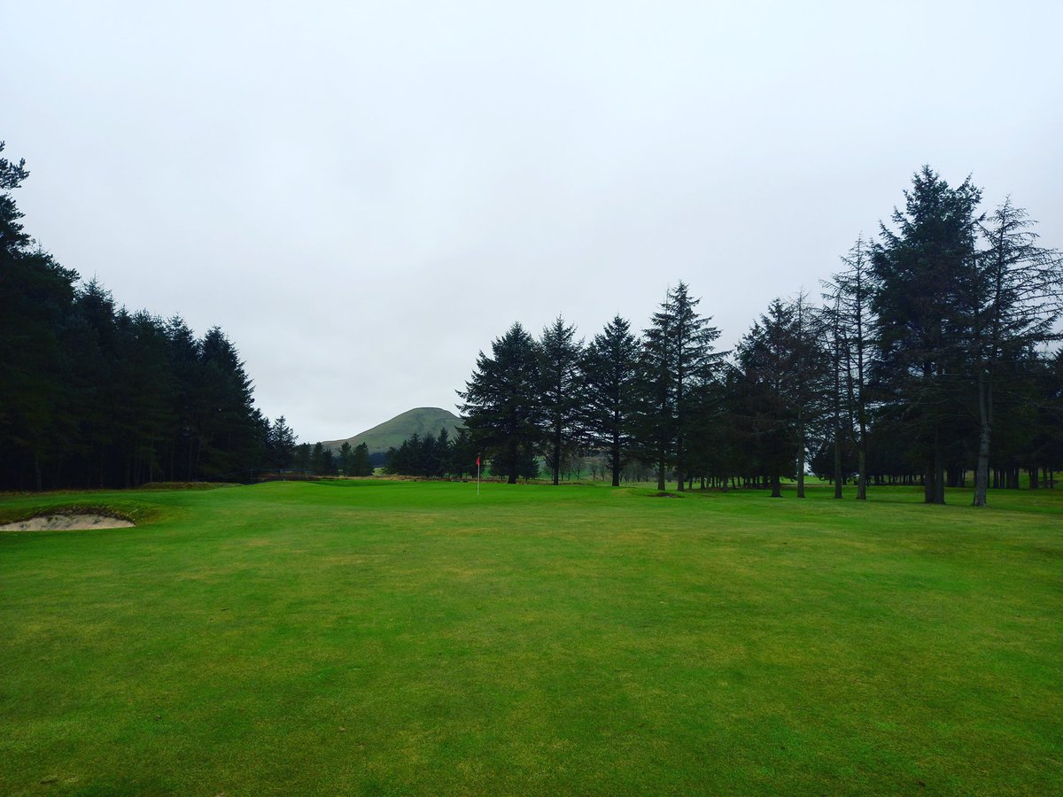 stufergusonmg's tweet image. All types of Rain The Moor!#Teeming #GolfersSoakedPriorToEnteringTurf #DoubleBraw