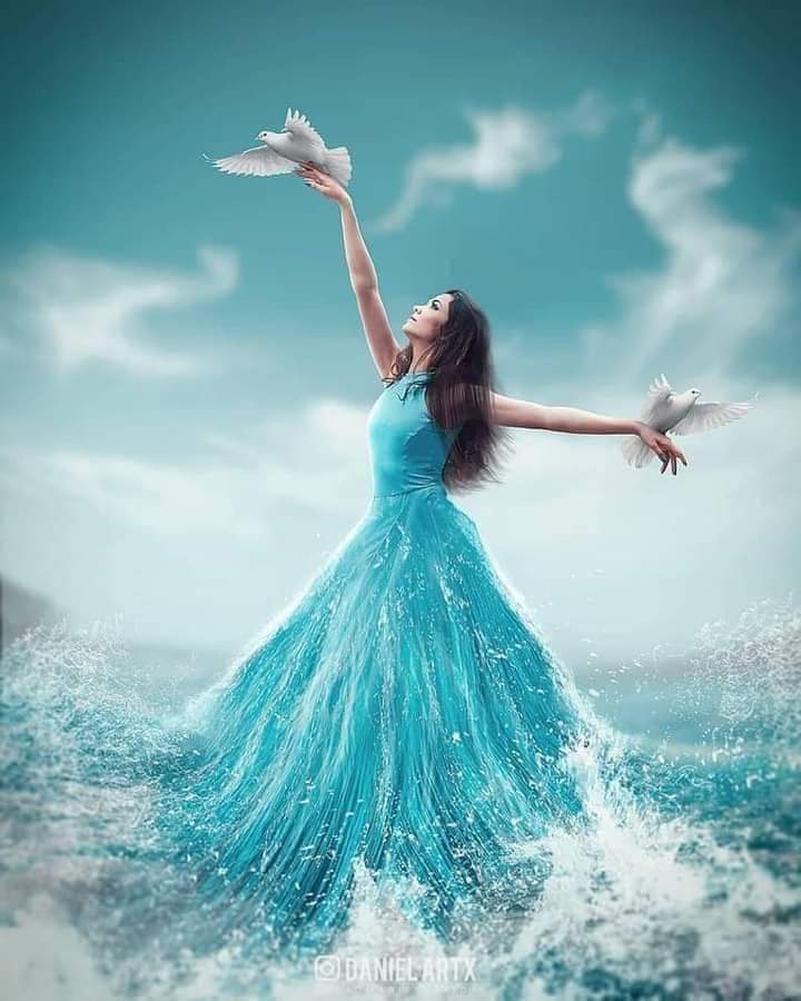 ليس من الضروري أن يكون لديك .....مكان في قلوب الناس ...يكفي أن تترك إحترامآ لذاتك ....في....نفوسهم...!!  👑