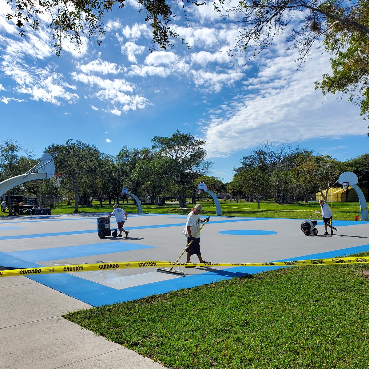 KLEfamily's tweet image. A tigerrific project underway at Kendale Lakes Elementary School as part of our AMAZING GOB improvements! We are sooooooooo excited to begin using our gorgeous new courts soon for basketball 🏀 volleyball 🏐 &amp;amp; pickleball games ❤
#CelebrateKLE
#GOBprogress