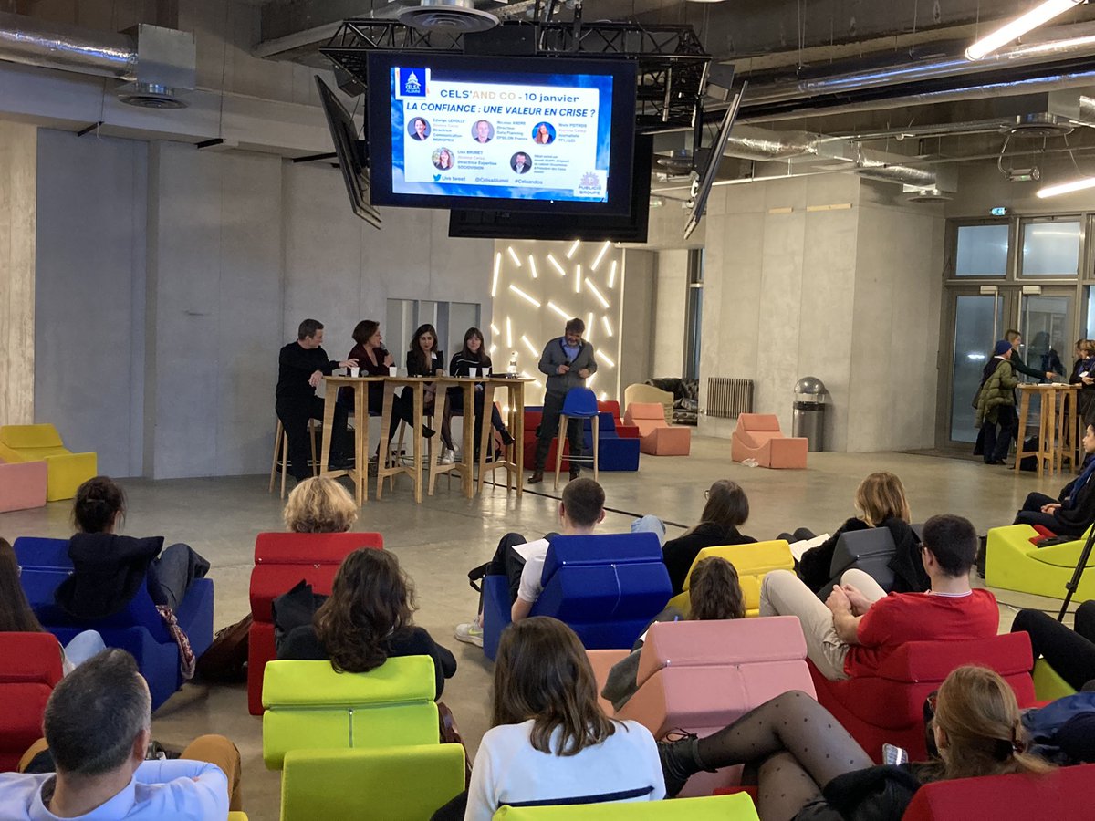 Pour <a href="/LerolleEdwige/">Edwige Lerolle</a> La #communication vise plutôt à créer la confiance qu’à lutter contre la défiance. Les notions d’affinité et de connivence y contribuent. L’attachement est une force au cœur de la #marque #Celsandco <a href="/CelsaAlumni/">CelsaAlumniNetwork</a>