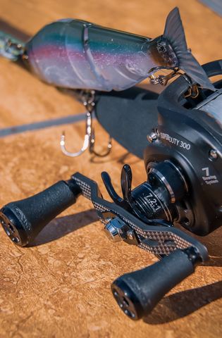 Gomexus_US's tweet photo. #lureporn #lure #lures #lurefishing #pecheauleurre #fishingcombo #fishingtips #winterbassfishing #winterfishing #customreels https://t.co/VSC8GAJvWK