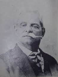 RAEinforma's tweet photo. Hoy se cumplen 105 años del fallecimiento del director de la Academia Salvadoreña de la Lengua Juan J. Cañas (1826-1918). En el Archivo de la RAE se conservan sus papeles sobre la organización de la corporación de El Salvador: https://t.co/5oQcWTu2lb. https://t.co/vwEcHi5NQA