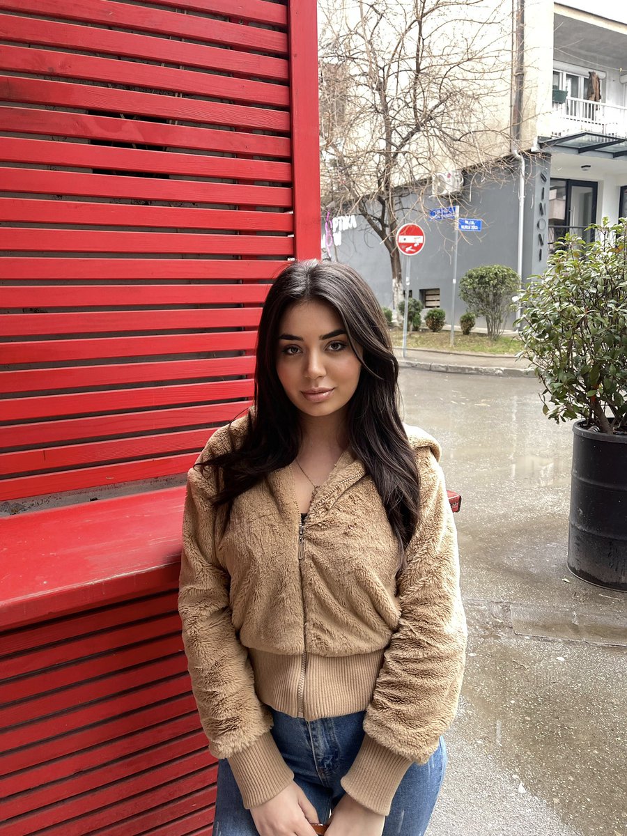 𝒟𝒜𝐹𝐼𝒩𝒜 tweet media