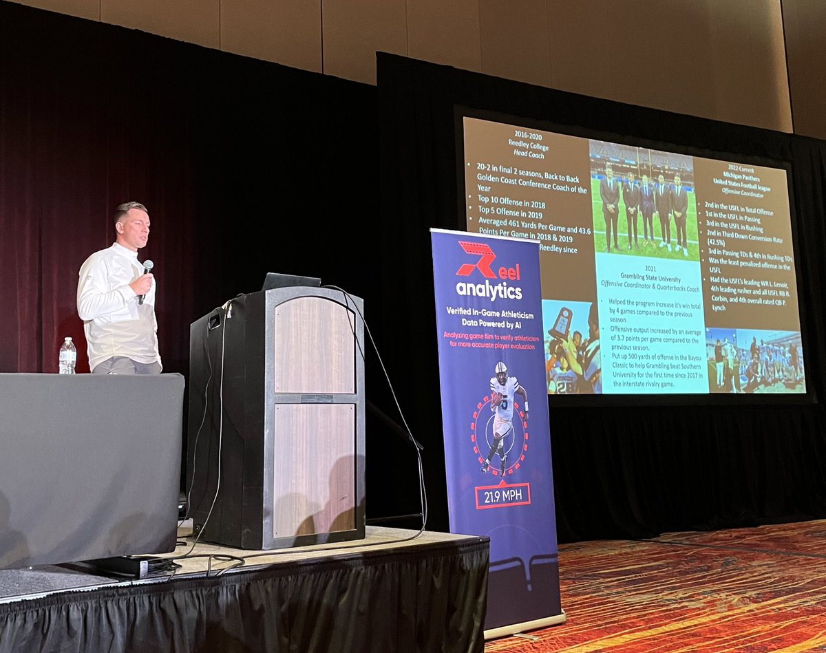 CoachEricMarty's tweet photo. Thank you @WeAreAFCA and all the coaches that took time to stop by my session!

Had a great time talking ball, catching up with old buddies and making new connections!

#ExecutionIsKing https://t.co/NNNNKDmnyw