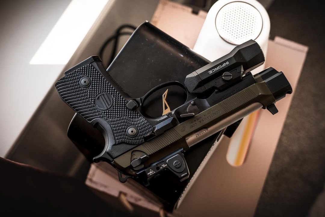 BlackWolfTexas's tweet photo. I call this one:
โHeater on a Heaterโ
โข
โข
โข
๐ฅ๐ธ by โข @mypointofpew
โข
-
#blackwolftactical #photography #2A #freedom #shooting #tactical #pewpew #usa #america #blackbeards #custom #beretta92 #langdontactical #trijicon #compensated #trident https://t.co/Neidd7VFMi