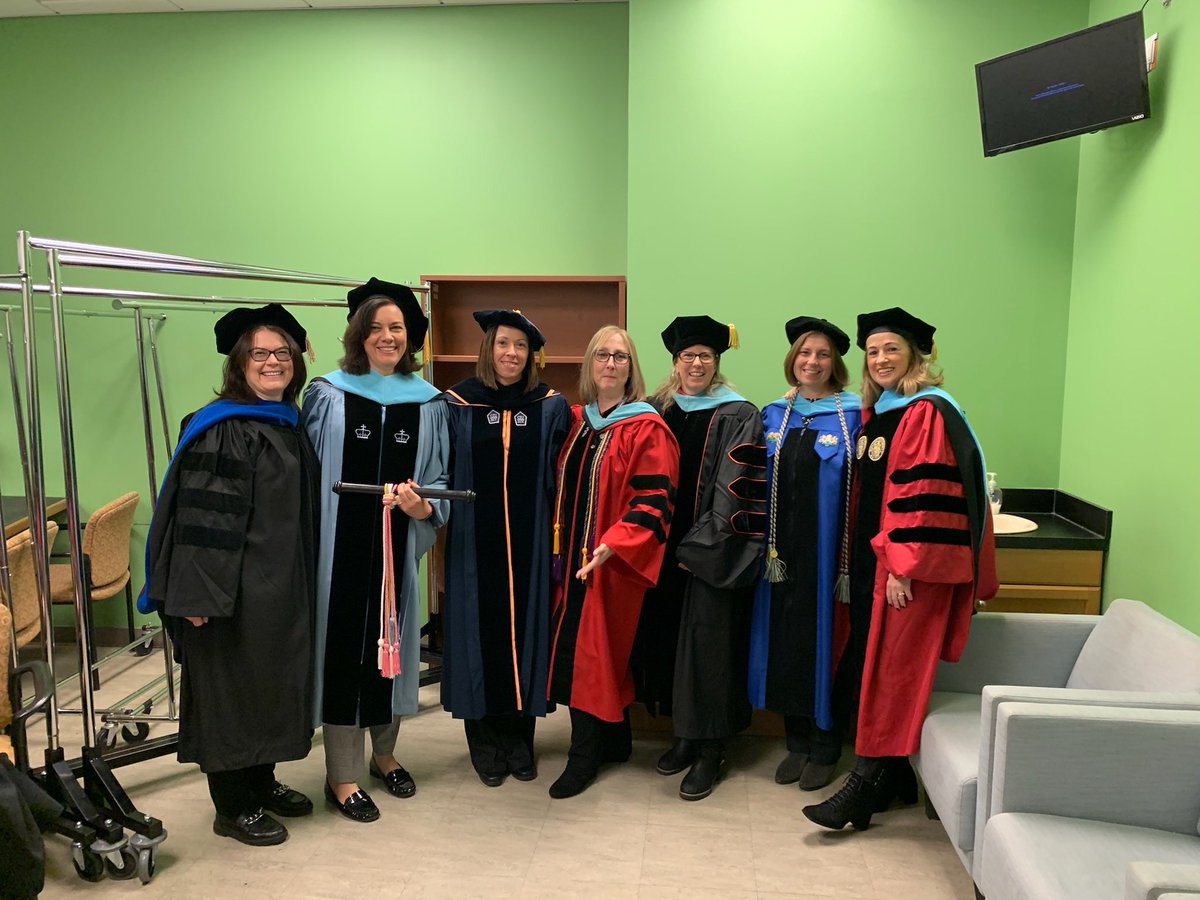 Congratulations to all Molloy University Fall 2022 graduates! #MolloyEdProud