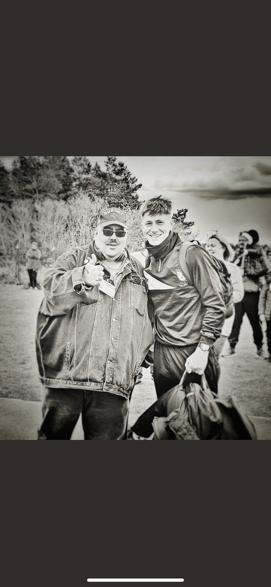 ColaGraeme's tweet photo. A Caring, gentle giant. Thanks for being Blakey! You meant the world to the dressing room. 👍🏼⚽️❤️ https://t.co/utw9HapFlY