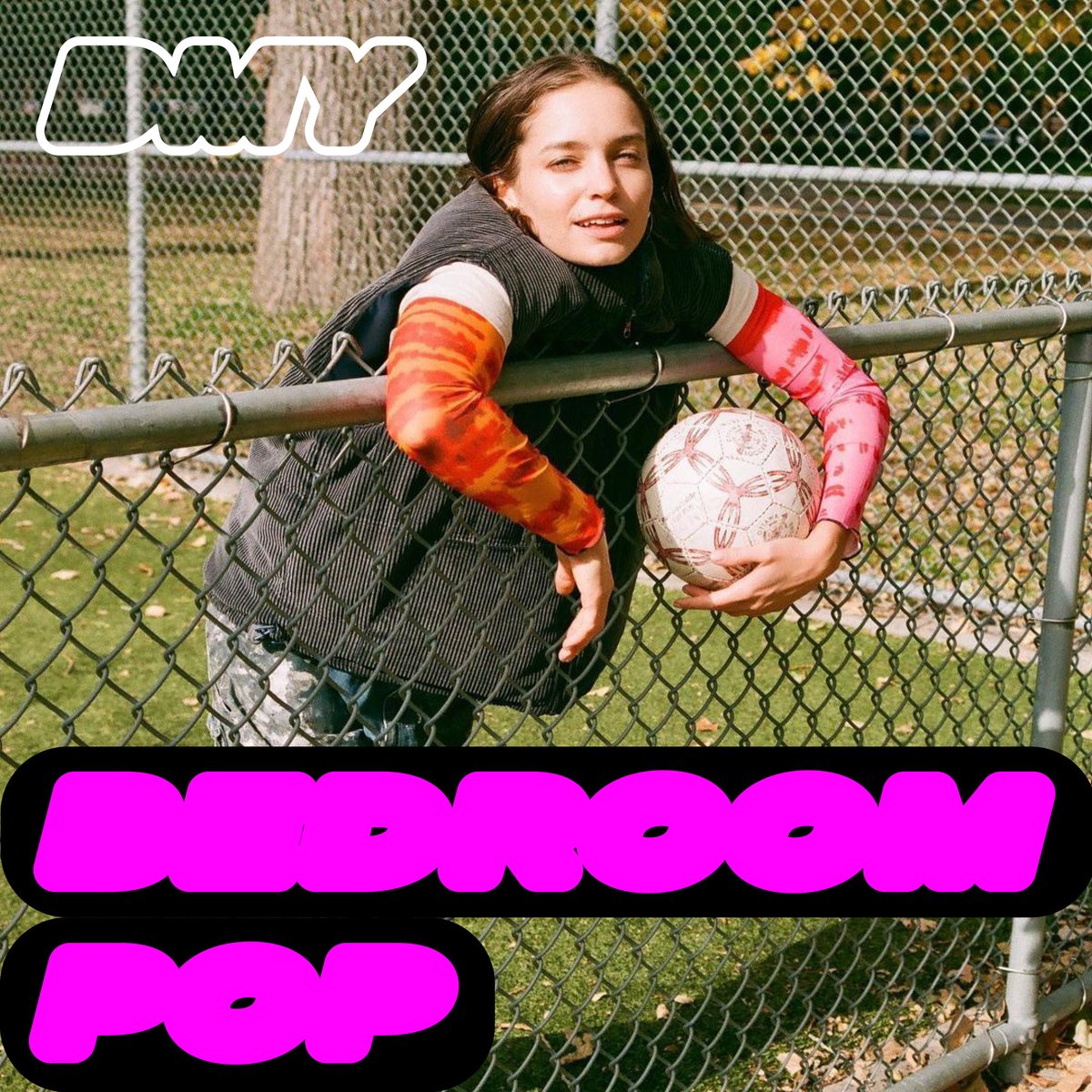 dmymag's tweet photo. The best new BEDROOM POP sounds in our updated playlist: https://t.co/9KJIzbHfUH 💕

Featuring @FoundSpaceMusic @denizloveband @SOFYSOUNDS @guttrpnk @blackbelteagles @trickygourmet and more https://t.co/dV6JYUV81u