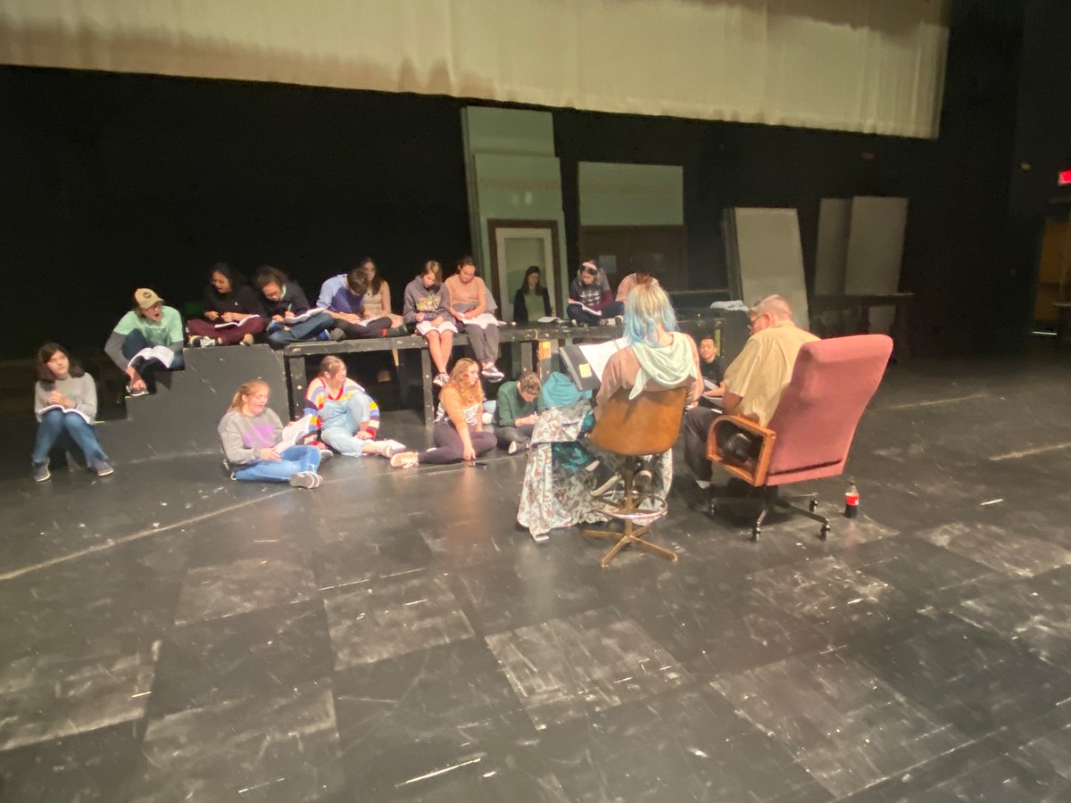 DHS_TROUPE184's tweet photo. Suessical Rehearsals are in full swing! https://t.co/FPxJ9kaLpC