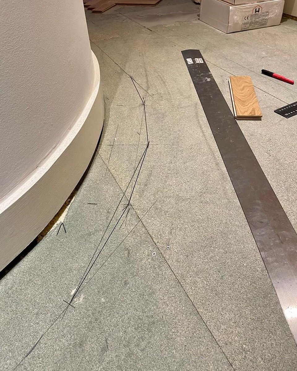 GreyspaceFloors's tweet photo. Curved boarder 🤩

Swipe for progress ➡️➡️ https://t.co/5kwN9lbdJY