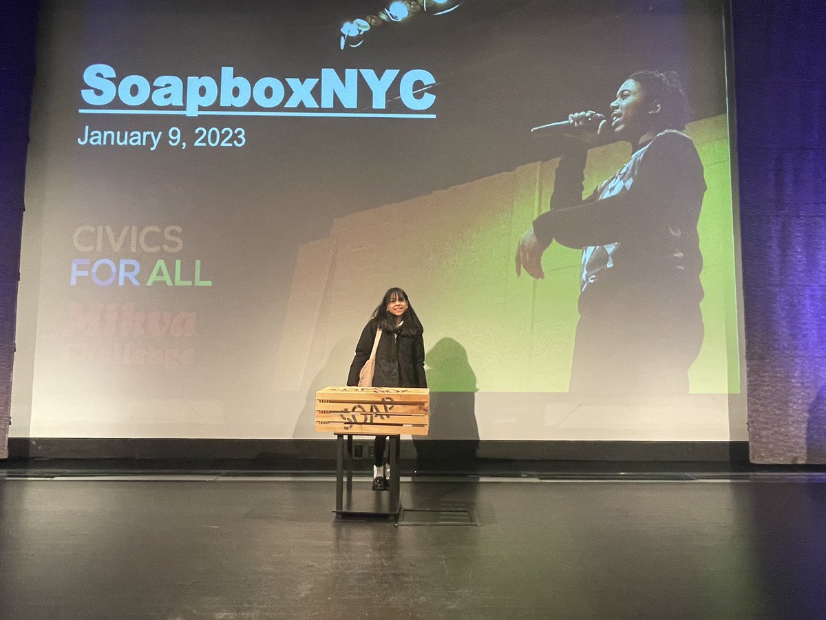 Celebrating SoapboxNYC listening to our youth as they voice their concerns about issues they are passionate about. #SoapboxNYC @District14Supt @CivicsForAllNYC @MikvaChallenge
