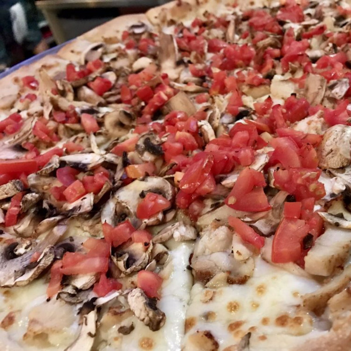 New year, new go-to order! What's it going to be this year, San Elijo Hills? We can't wait to see what pizzas you try, like this tomato and mushroom one.