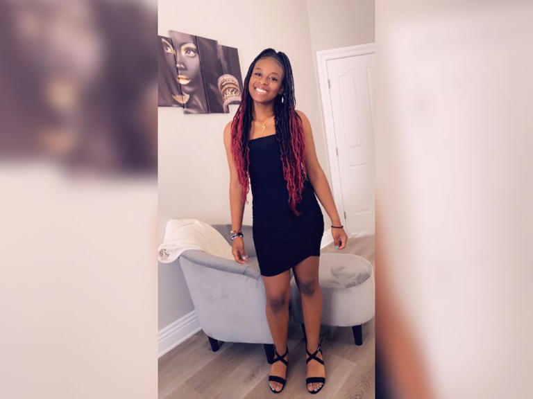 DrJamesOlsson's tweet photo. Las Vegas - SECOND High School Student DEAD IN A WEEK from "CARDIAC" Event...
Jordan Brister, 18, died of SUDDEN CARDIAC ARREST "for no reason" at Amplus Academy...
"Collapsed" after PE class...
Ashari Hughes, 16, suffered CARDIAC DEATH on Thursday...
- KLAS, KSNV, KTNV, KVVU https://t.co/v9RhPUgmPC