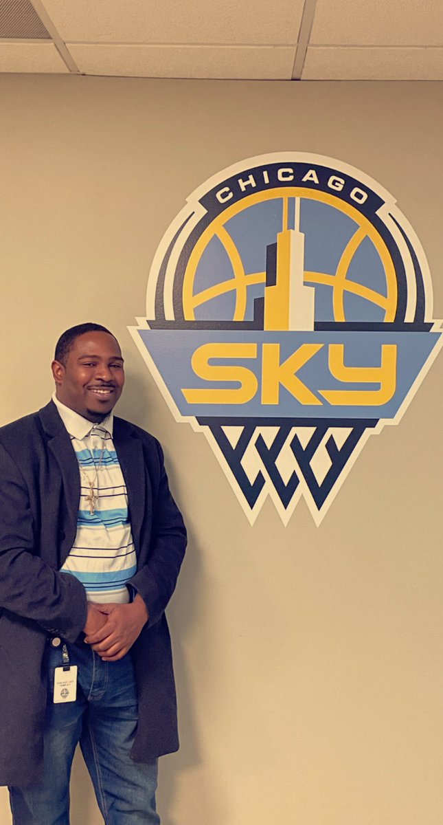 CrazyADaDon's tweet photo. As I recently shared I have started working with the Chicago Sky WNBA organization as a Sales Intern. 

Please feel free to reach out to me if you would like to attend a Sky game this season or want any information.

Email: amalone@chicagosky.net
Phone: (312)994-5995 Ext. 111 https://t.co/91QmSQANJa