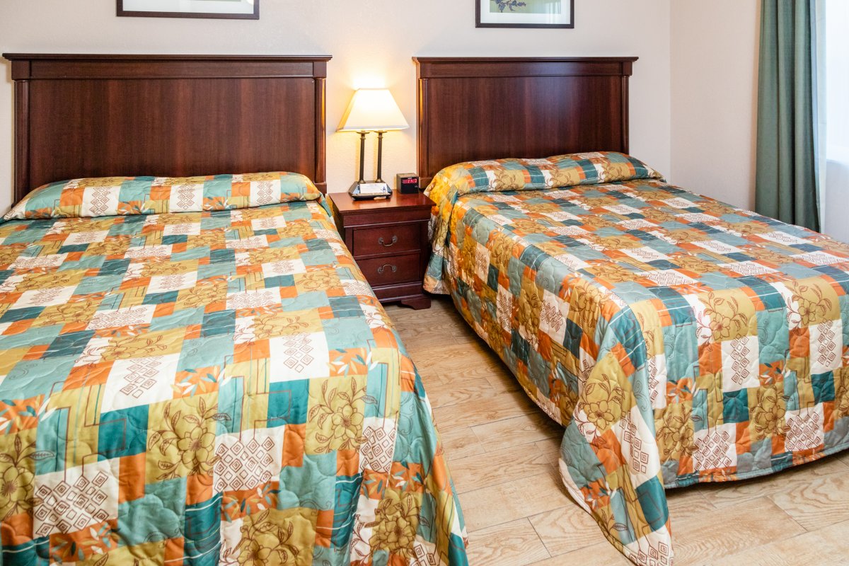 Innonthegulf's tweet photo. A good night's sleep with excellent food waiting for you the next day: What could be better? Make your next getaway a lot better by coming to #InnOnTheGulf. https://t.co/oeohXPLLEG