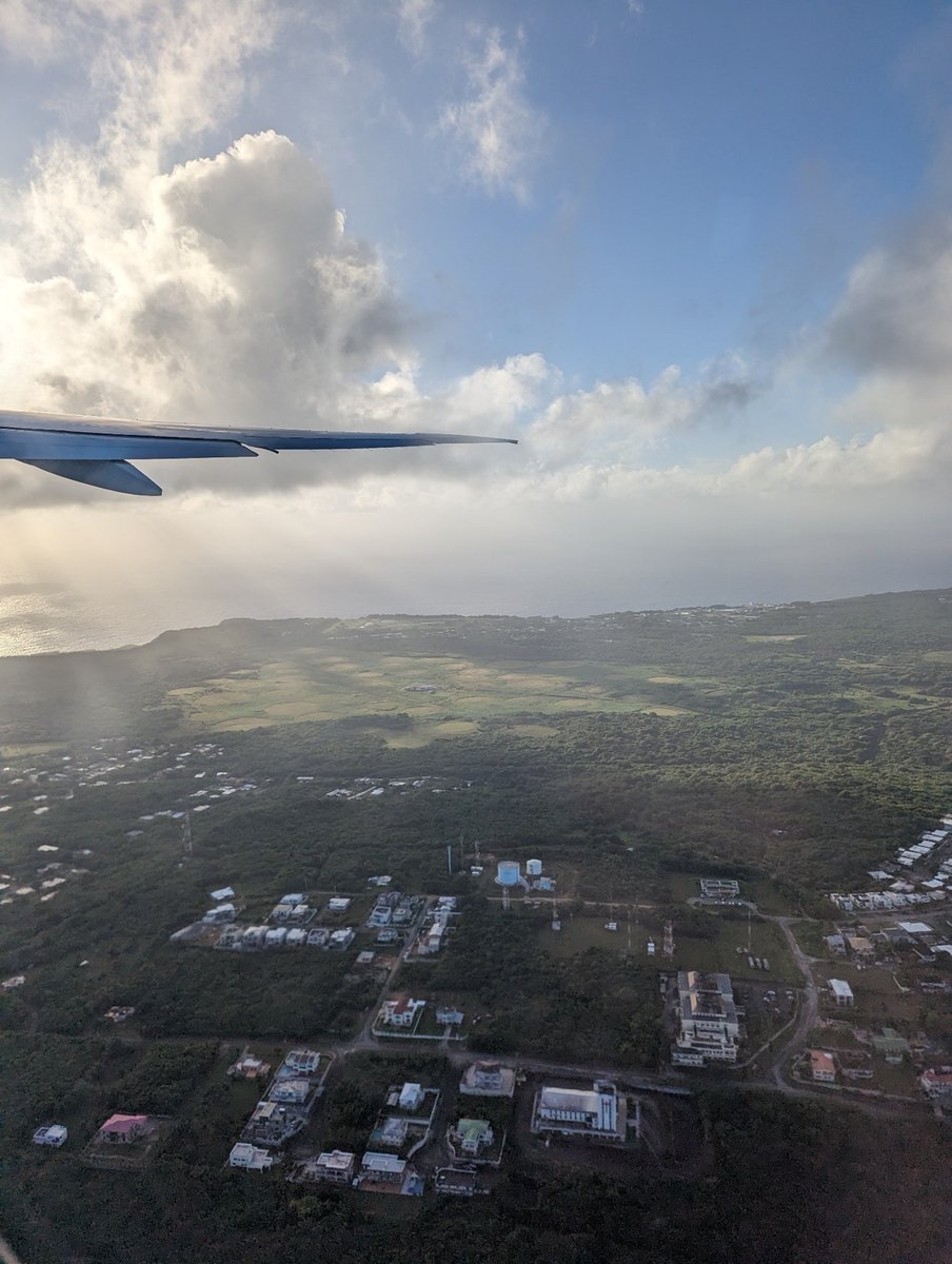 disealab's tweet photo. DISL/USA Ph.D. student Lydia Hayes is home from the Mariana Forearc. She wraps up the last days of her trip and the task of bringing her samples home in this final blog post.

Read it here: https://t.co/cfM6hNnI6z

#DISLresearch #DiscoverDISL #MarianaForearc https://t.co/jPyxnWZKV4
