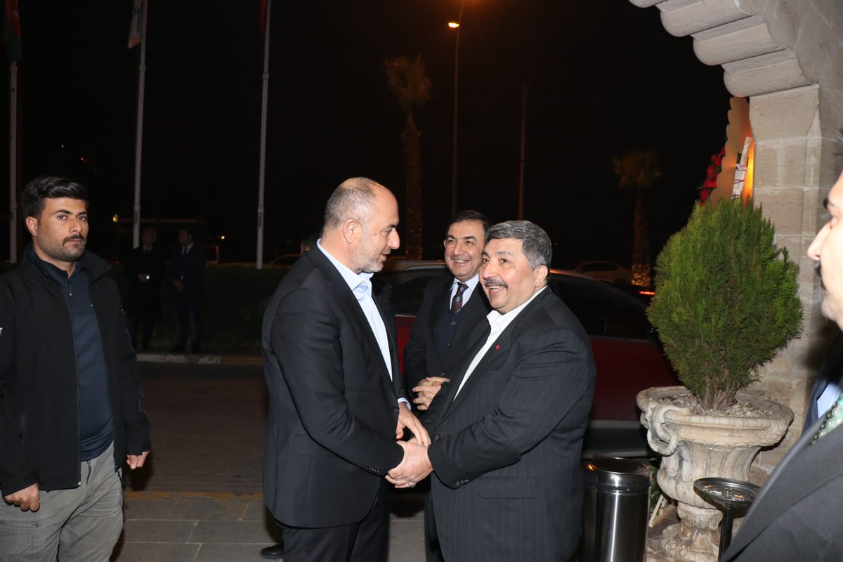 SuphiAksoyB's tweet photo. 10 Ocak Çalışan Gazeteciler Günü dolayısıyla Şanlıurfa Medya Platformu tarafından düzenlenen programa katıldık. https://t.co/n5vMvswIgO