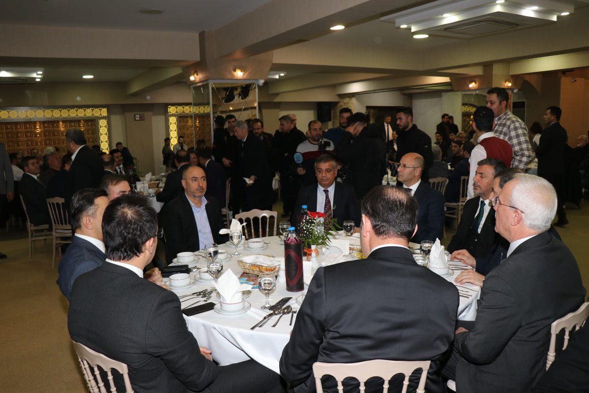 SuphiAksoyB's tweet photo. 10 Ocak Çalışan Gazeteciler Günü dolayısıyla Şanlıurfa Medya Platformu tarafından düzenlenen programa katıldık. https://t.co/n5vMvswIgO