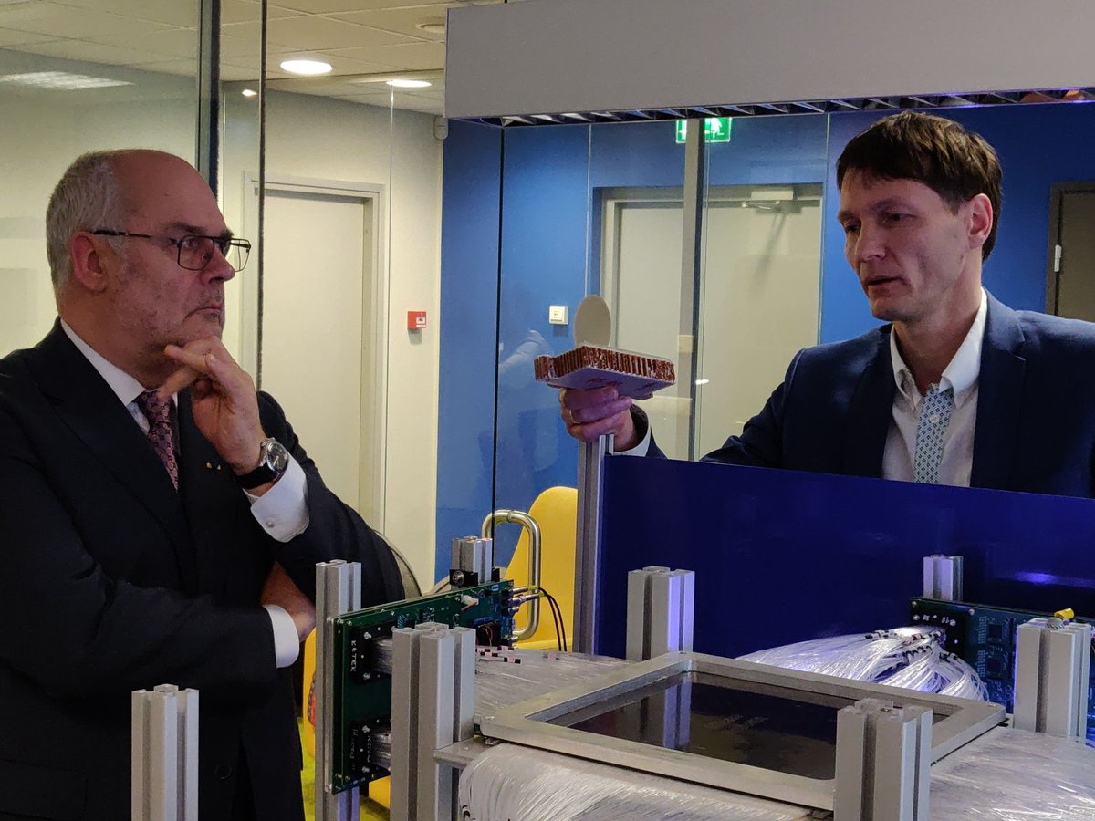 We are happy and grateful for the visit of Estonian President Alar Karis! It is really encouraging to have such guests in our office.
#muontomography #gscan #estonia #grateful #president #muonFLUX