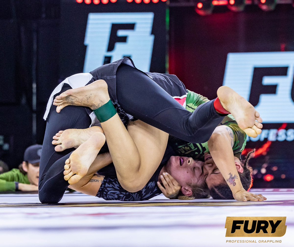 JonnaWoodMMA's tweet image. Few 📸 from Fury 🔥 #bjj #JiuJitsu #mma #Fighter