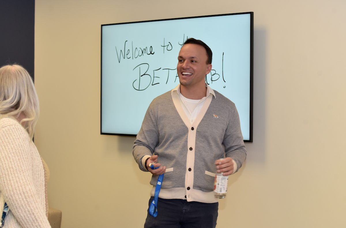 DePaulBusiness's tweet photo. Faculty and staff visit the new BETA Hub at the Driehaus College of Business, a collaborative, cross-discipline initiative that promotes new courses, research and community collaboration at the intersection of business and emerging technology. #depaulbiz #betahub #technology https://t.co/ZRbDLHHYwZ