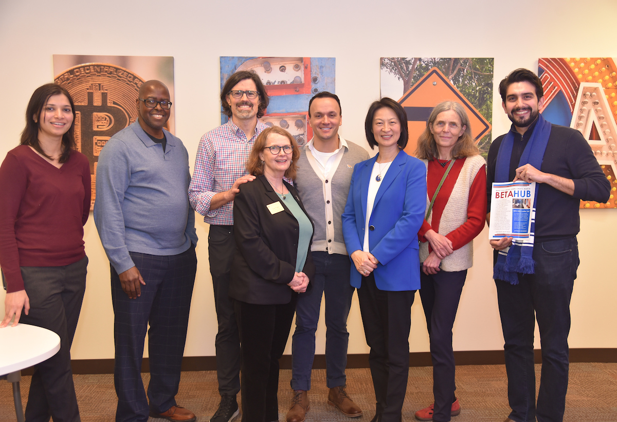 DePaulBusiness's tweet photo. Faculty and staff visit the new BETA Hub at the Driehaus College of Business, a collaborative, cross-discipline initiative that promotes new courses, research and community collaboration at the intersection of business and emerging technology. #depaulbiz #betahub #technology https://t.co/ZRbDLHHYwZ
