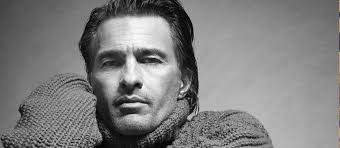 DVD_Daddy's tweet image. Happy Birthday to actors Oliver Platt (#Flatliners), Kirstie Alley (#LookWhosTalking), Olivier Martinez (#Unfaithful), Cynthia Addai-Robinson (#TheRingsOfPower).