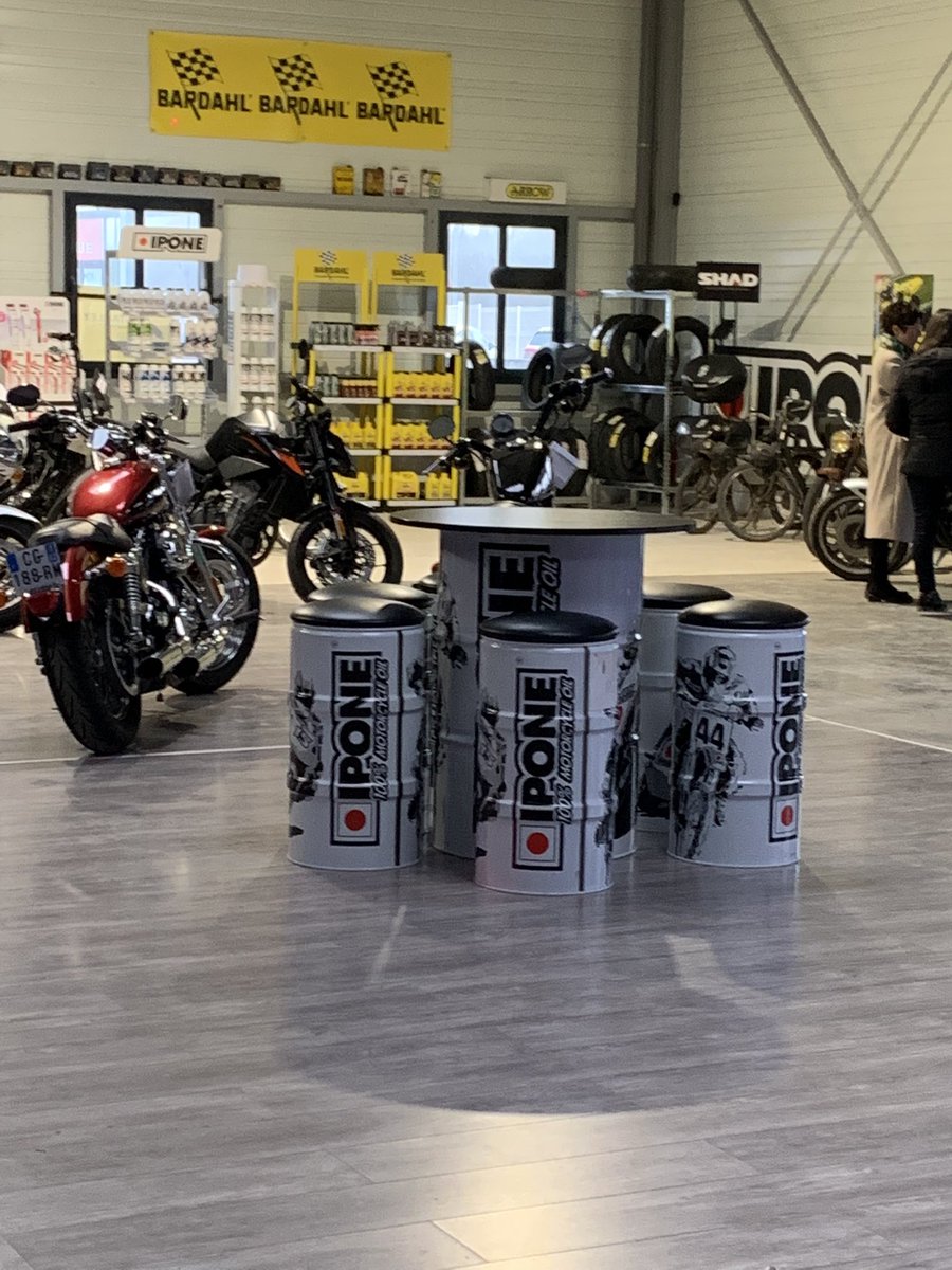 Corinne NEVEU (@neveucorinne) on Twitter photo Une belle réunion d’équipe qui s'est déroulée ce jour dans les locaux de @HLSMotoLens (vente & réparation de motos, restauration et soirées thématiques). L'occasion de découvrir et d'accompagner @HLSMotoLens dans ses besoins de recrutement à venir ! <a href="/ELeroy07/">Emmanuelle Leroy</a> <a href="/VLecreux/">Virginie Lecreux</a> <a href="/DubMaxi/">MaximilienneDUBRUQUE</a> Une belle réunion d’équipe qui s'est déroulée ce jour dans les locaux de @HLSMotoLens (vente & réparation de motos, restauration et soirées thématiques). L'occasion de découvrir et d'accompagner @HLSMotoLens dans ses besoins de recrutement à venir ! <a href="/ELeroy07/">Emmanuelle Leroy</a> <a href="/VLecreux/">Virginie Lecreux</a> <a href="/DubMaxi/">MaximilienneDUBRUQUE</a>