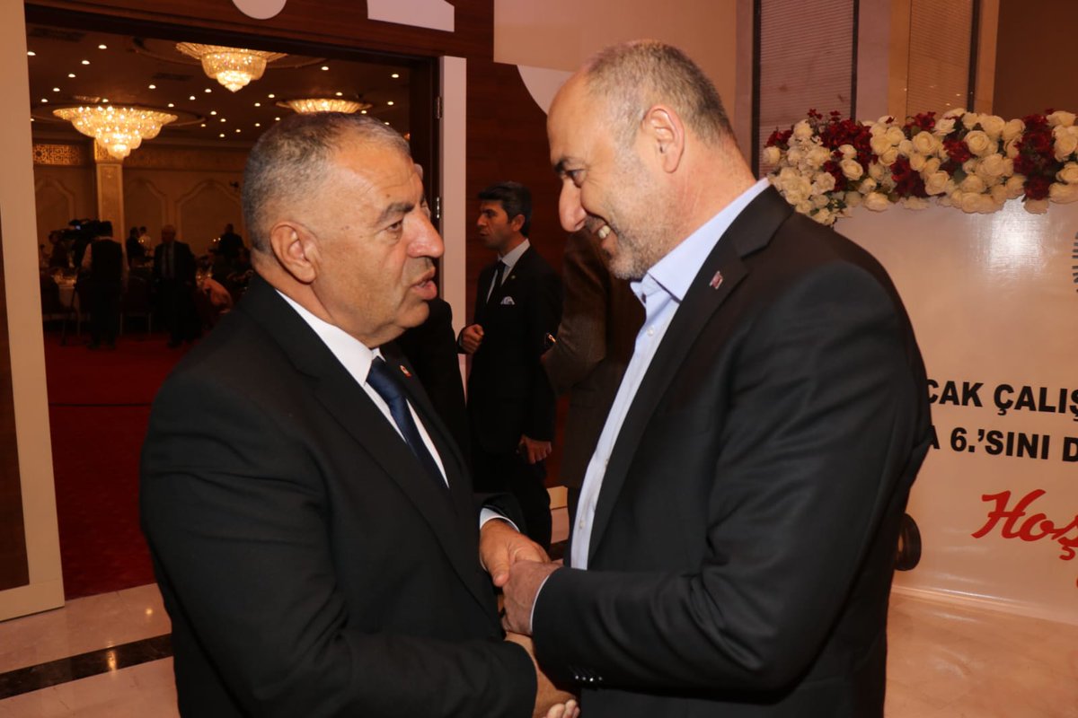 SuphiAksoyB's tweet photo. 10 Ocak Çalışan Gazeteciler Günü dolayısıyla Şanlıurfa Çalışan Gazeteciler Cemiyeti tarafından düzenlenen programa katıldık. https://t.co/LEHWZy3Btf