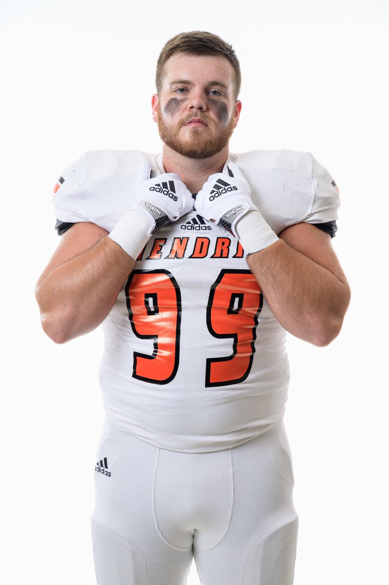 RussHeidiSLC's tweet photo. Happy Birthday to Hendrix Warrior #99 @BacchusDrake DL out of Lamar HS (AR)‼️‼️‼️‼️‼️‼️‼️
We hope you have a great day🎂🎊
@HendrixFootball https://t.co/jORiWmfCxJ