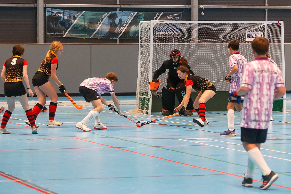 Great intro to indoor hockey thanks <a href="/HorsfieldHockey/">Horsfield Hockey Coaching</a> and <a href="/HymersSport/">Hymers College Sport</a>