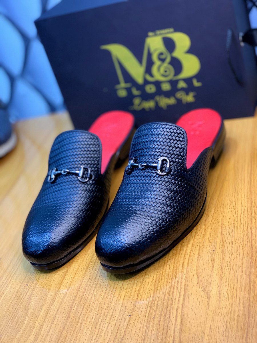 Muize | 👞🤝 tweet media
