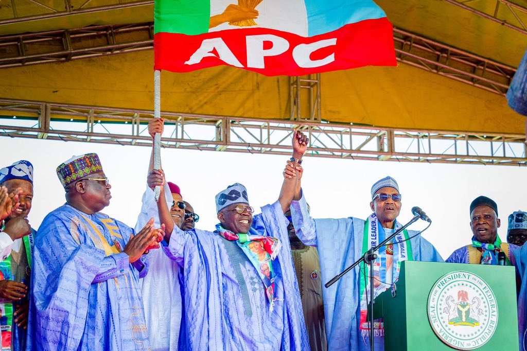 officialABAT's tweet photo. Thank you Yobe 
Thank you President Muhammadu Buhari 

#RenewedHope23 https://t.co/A5ZaVjTBKe