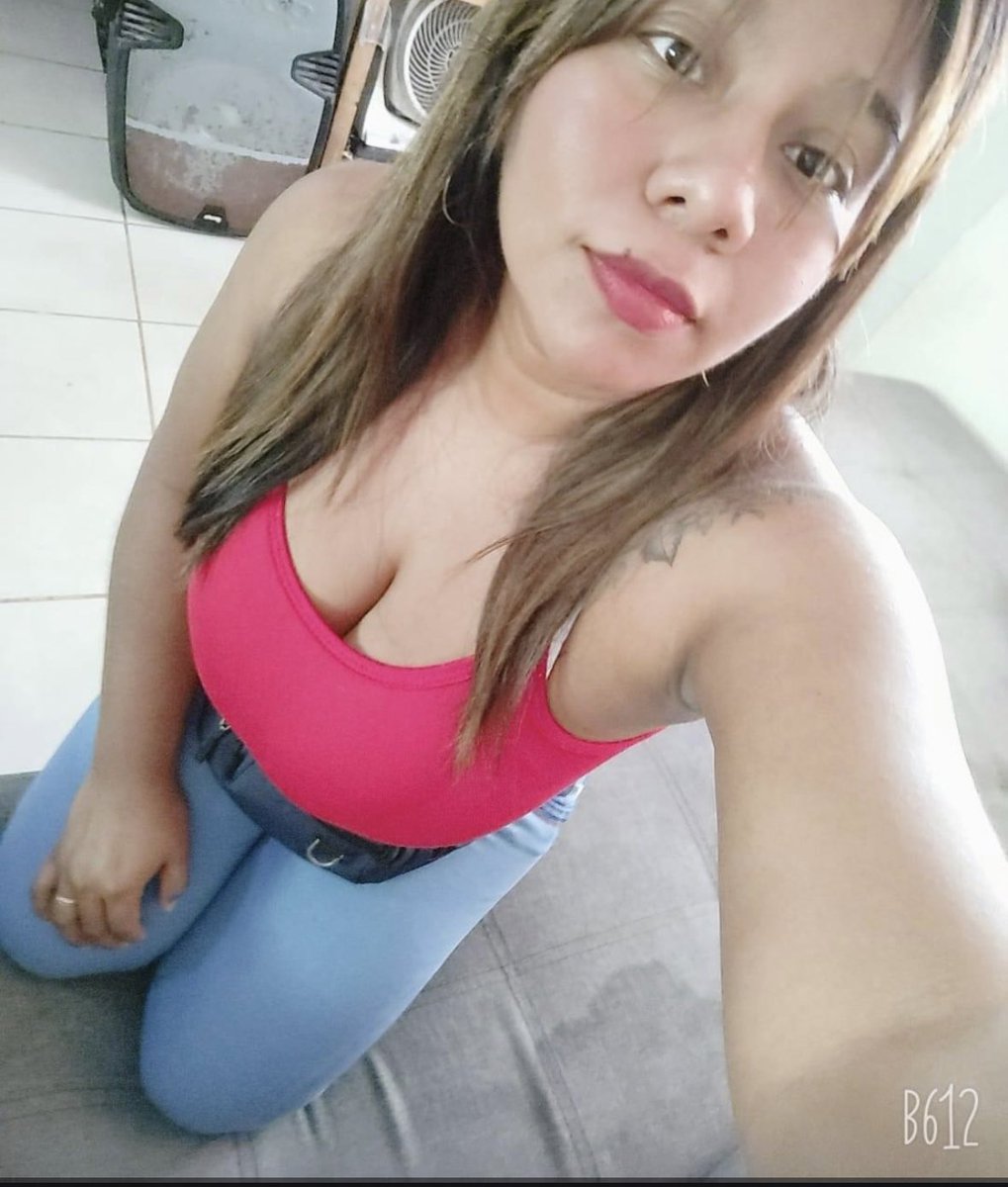 Si así me veo bien imagina cómo me veo en mi onlyfans.com/marchsants me regalas un RT 😘🥰