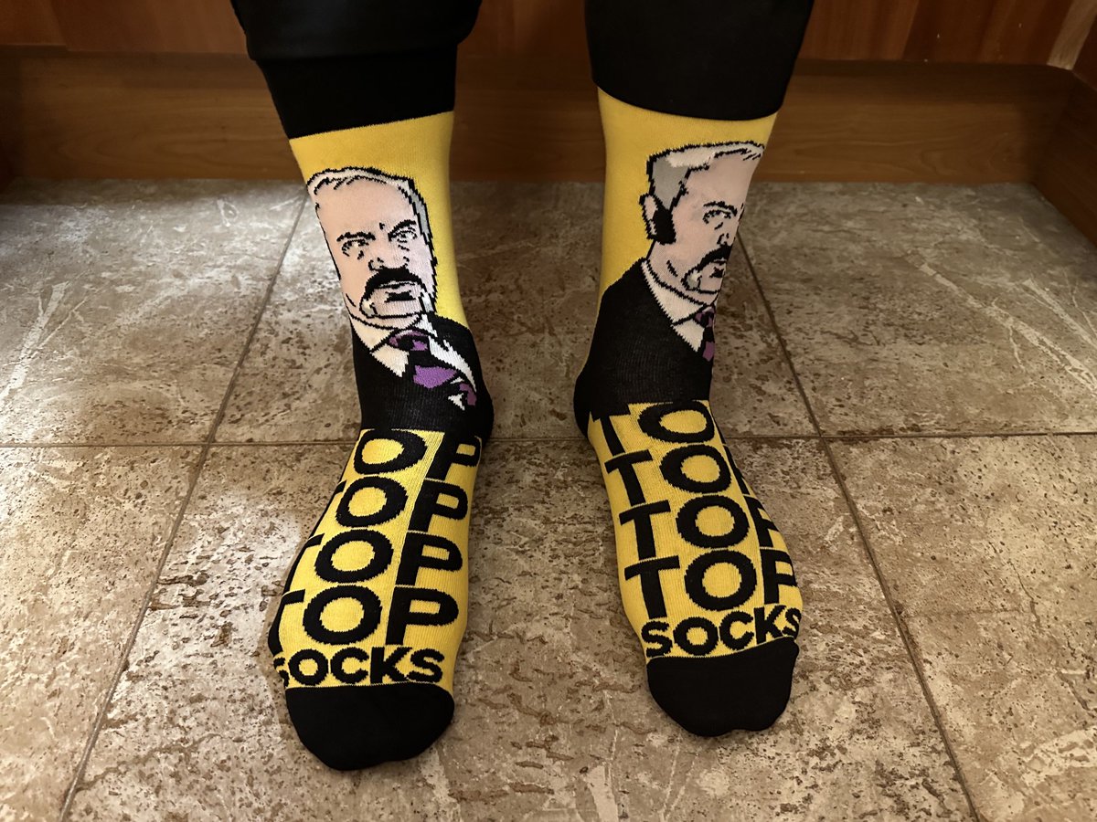 bgudjonsson's tweet photo. Top top top top @Fiveankles socks from @Exploding_Heads available here https://t.co/6z7CHzTvJT https://t.co/PRNb1eBGHm