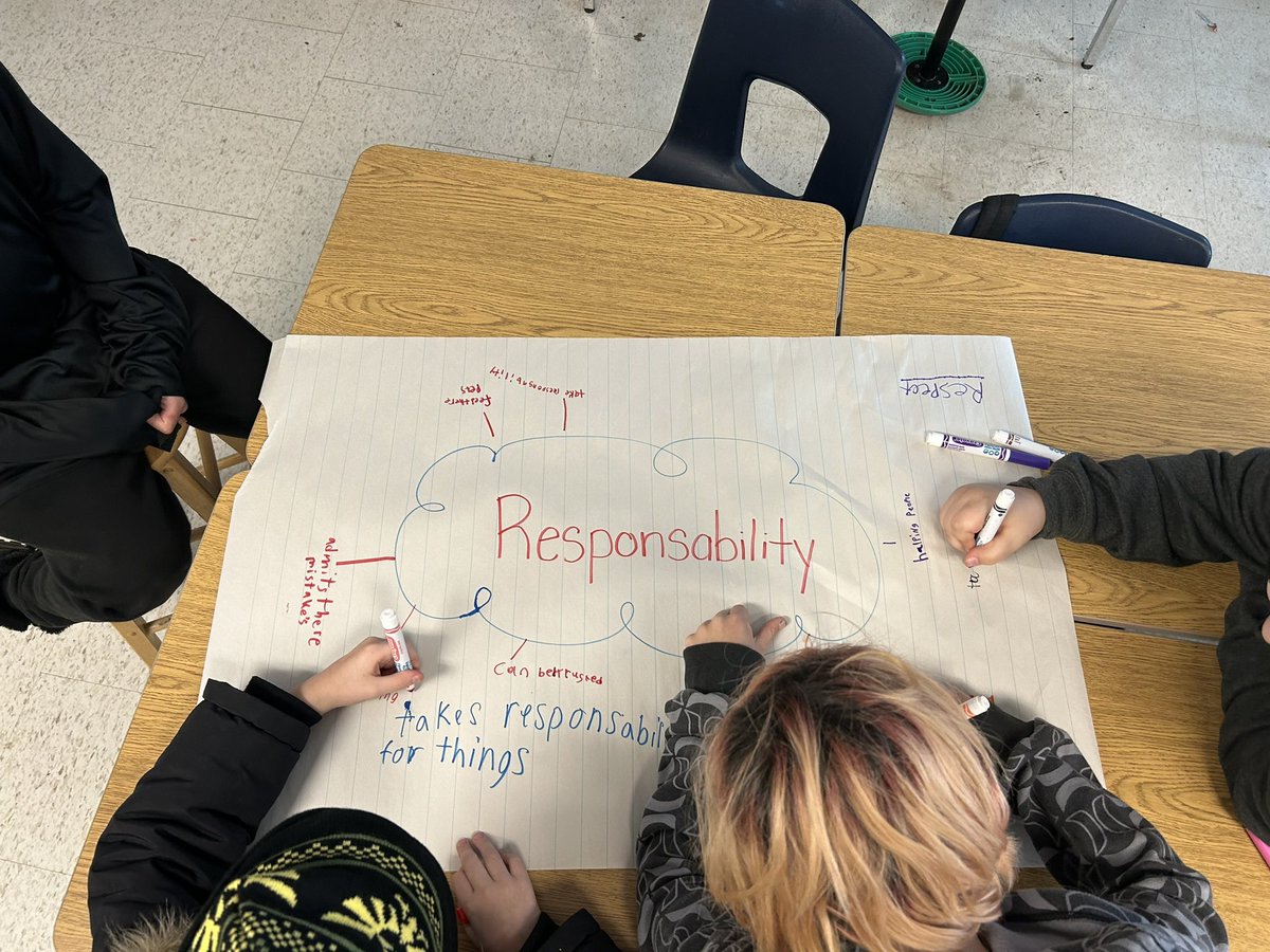 Heather Thomson tweet media