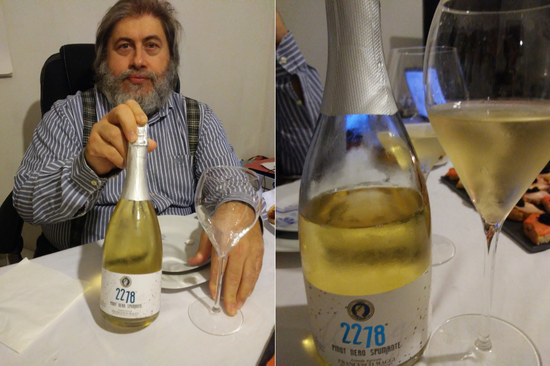 MauroBertolli's tweet photo. Scopriamo il Pinot Nero Spumante 2278 dedicato da Marco Maggi alla figlia Vittoria
E' un Metodo Martinotti
L'articolo completo al link:
https://t.co/Qqvoor2qdY
#PinotNeroSpumante2278 #MarcoMaggi #MetodoMartinotti #OltrepoPavese #MaggiFrancesco
#PinotNero #CannetoPavese #ExtraDry https://t.co/fBtw5Pdn3M