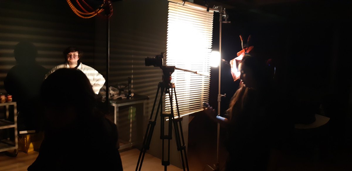 We are continuing with our dialogue scenes this week! More BTS shots from a couple of sets where students have changed the context of famous movie scenes from films such as Jerry Maguire and The Wizard of Oz. 
#filmmaking #studentfilm #actinglife @deltafilmacademy <a href="/deltasd37/">DeltaSchoolDistrict</a>